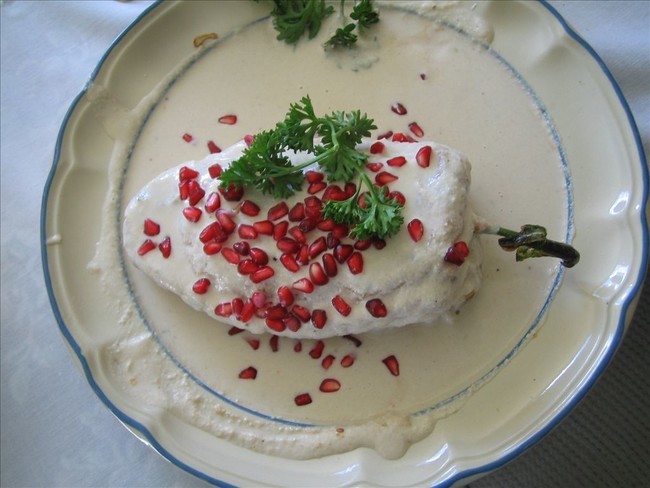 Chiles en nogada