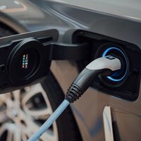 Ni coches eléctricos ni PHEV: los híbridos sin enchufe siguen siendo la alternativa al coche térmico que prefieren los españoles