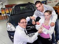 Una sobre parturientas, nombres, marketing y Kia