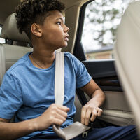 Inteligência artificial do Tesla pede para que garoto de 12 anos envie fotos nuas no chatbot 