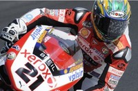 Troy Bayliss puede proclamarse hoy campeón del mundo