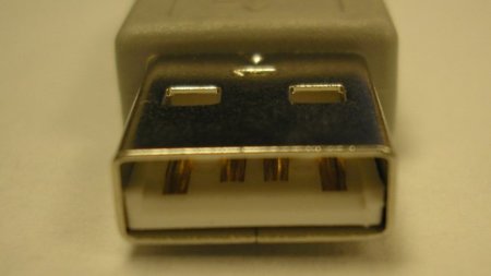 Steve Jobs responde: "Nada de USB 3 por el momento"