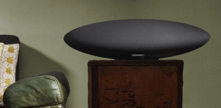 Zeppelin Wireless Lifestyle 1