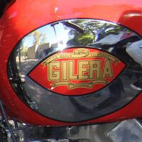 Gilera resucitará en Europa. Vendrá en forma de una brutal naked china de 900 cc basada en Aprilia