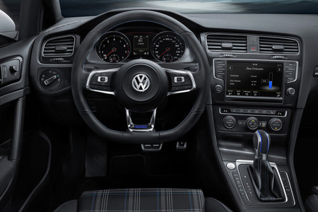 Volkswagen Golf GTE 2014