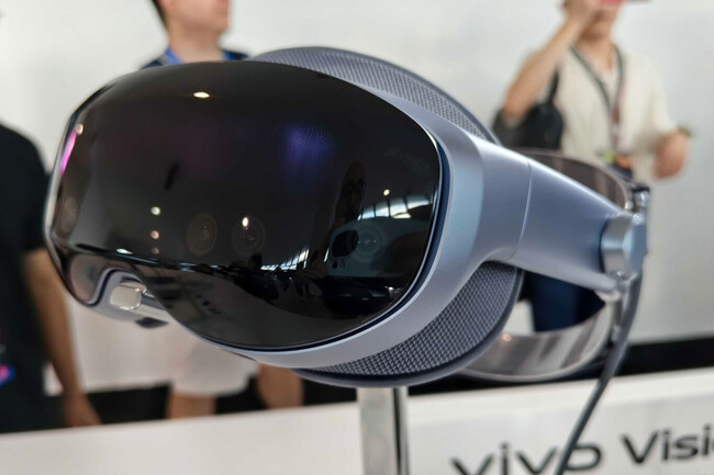 Vivo Vision Discovery Edition