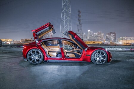 Fisker abandona por completo el desarrollo de baterías de estado sólido para sus coches eléctricos