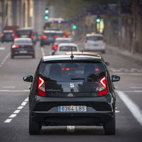 El plan de rescate a la industria automotriz incluye 350 millones de euros para la compra de coches eléctricos y de combustión