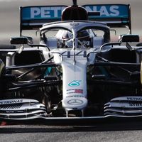 La vida sigue igual en la Fórmula 1: doblete de Mercedes en el primer día de pretemporada en Montmeló