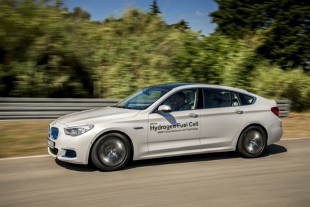 El prototipo movido por hidrógeno de BMW y Toyota comienza su fase de pruebas