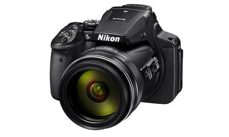 En eBay tienes el impresionante zoom de la bridge Nikon Coolpix P900, de importación, por sólo 369,99 euros