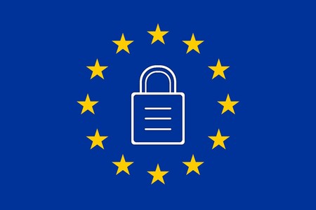 La Unión Europea quiere crear puertas traseras en las aplicaciones de mensajería cifrada como WhatsApp