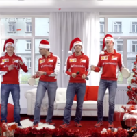 Ferrari nos desea feliz navidad en este video incluyendo al siempre agradable Kimmi Raikkonen
