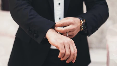 Siete elegantes y discretos toques de brillo con joyería y bisutería que nos hará relucir en las fiestas de Navidad