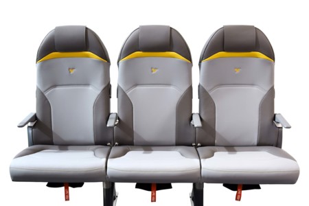 Los asientos para avión de Peugeot Design Lab son más ligeros que una garrafa de aceite