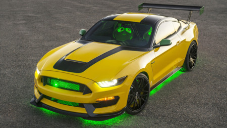 Posiblemente este es el Ford Mustang más feo que hayas visto, pero tiene buenas intenciones