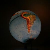 Han descubierto algo que nos agota y estresa a niveles récord en el trabajo, y no es la sobrecarga. Es el mundo en que vivimos 