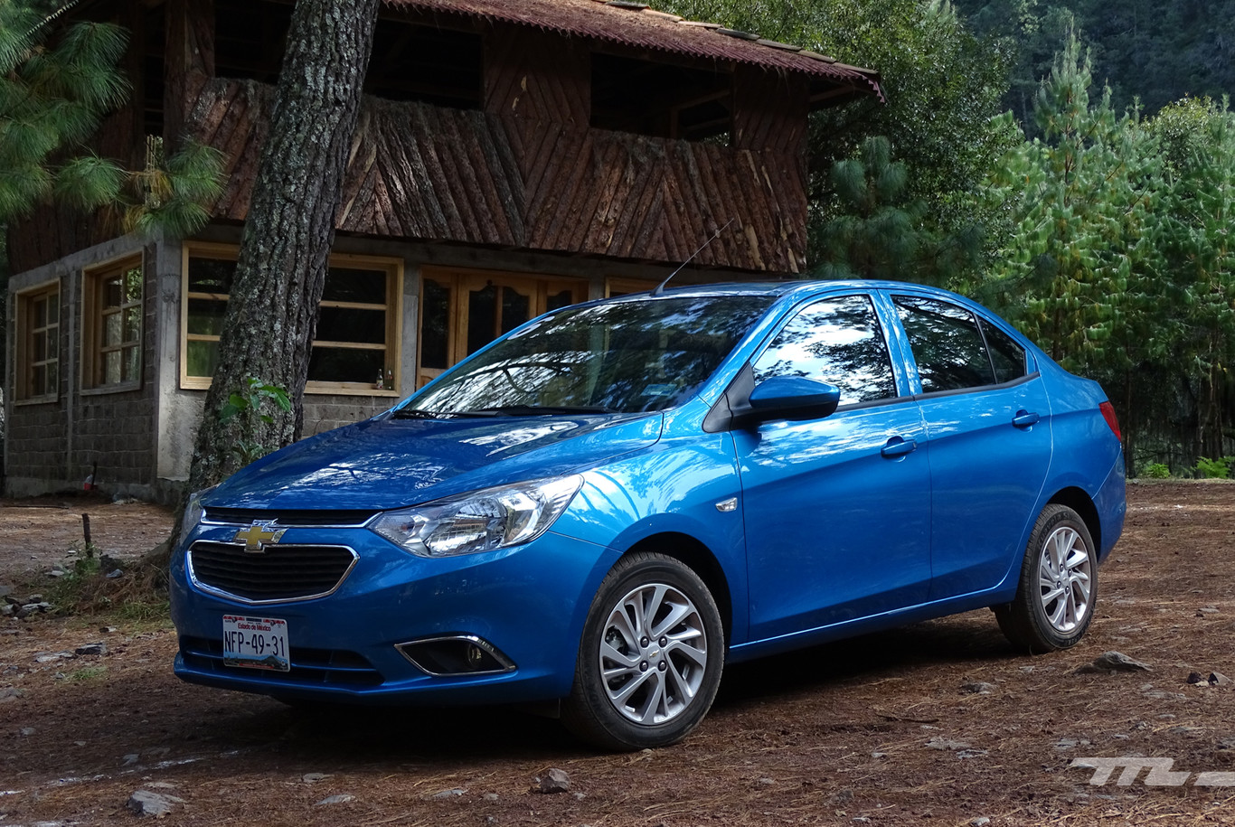 Manejamos el Chevrolet Aveo 2018, el superventas de GM se pone al día desde China