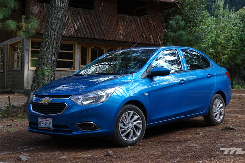 Manejamos el Chevrolet Aveo 2018, el superventas de GM se pone al día desde China
