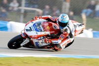 Superbikes Europa 2011: Carlos Checa se lleva la segunda pole del año mientras que Luca Scassa se impone en SSP