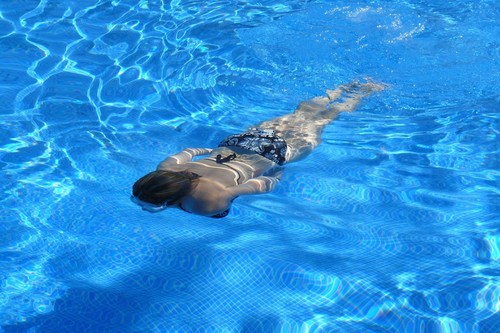 Las piscinas municipales abrirán el 1 de julio en Madrid, con muchas medidas de seguridad