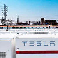 Tesla y sus baterías Powerpack surtirán de energía eléctrica a los trenes de Osaka en caso de emergencia