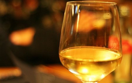El 26 de mayo se celebra una jornada de Puertas Abiertas y degustación en 72 bodegas gallegas, ¿te apuntas?
