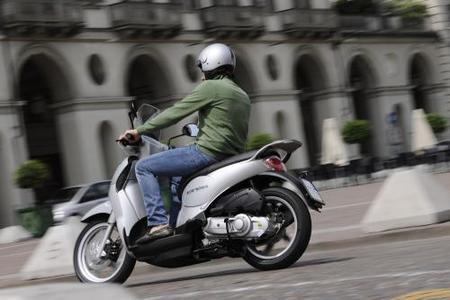 Aprilia Scarabeo 125 IE