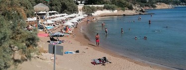 Un bañista de 82 años muere tras pelearse con otro jubilado de 76 por una tumbona en la playa 