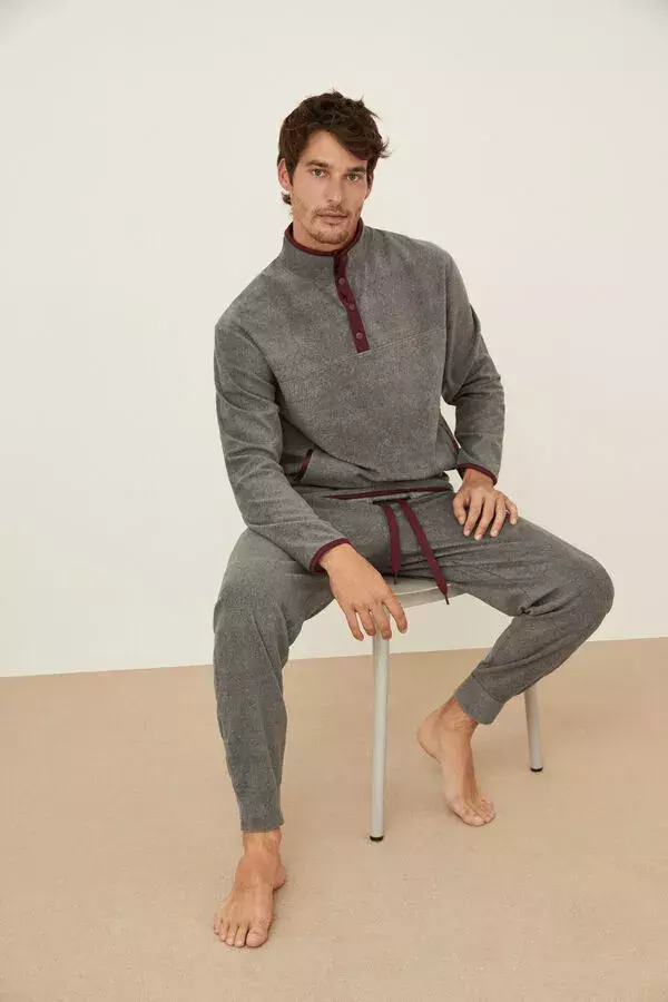 Pijama largo polar gris cuadros