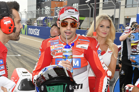 Michele Pirro: "Sin los alerones la Ducati es mucho más física"