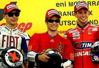 MotoGP Alemania 2010: Y fue Dani Pedrosa quien se puso la roja...
