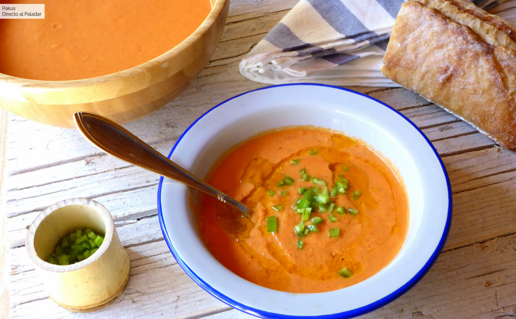 Gazpacho sin pepino, (pero con mucho sabor), la receta que mantiene la textura del gazpacho sin usar este ingrediente