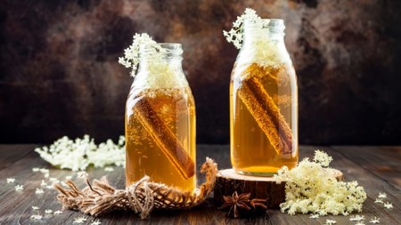 Los beneficios de tomar agua de canela