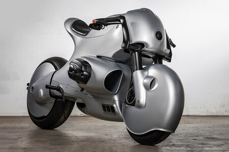 Bmw R Ninet Transformada En Avion De Combate Storm001