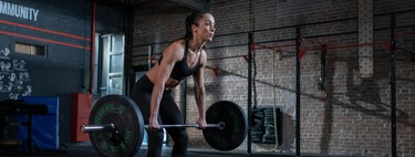 Olvídate del complicado peso muerto convencional para ganar masa muscular: estas son las alternativas con las que conseguir mejores resultados