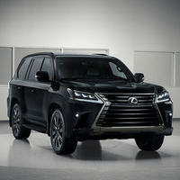 Lexus LX Inspiration Series, el SUV de siete plazas y 367 CV se pasa al 'Lado Oscuro' en esta edición limitada