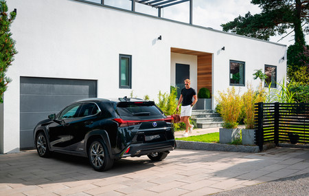 Lexus UX 250h, precios