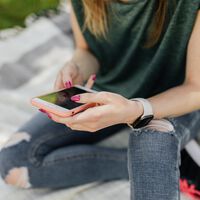 Los nueve tipos de madres y padres en el grupo de WhatsApp del cole