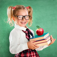 Los libros de texto serán gratis en Madrid a partir del próximo curso: cómo participar en el programa de préstamo