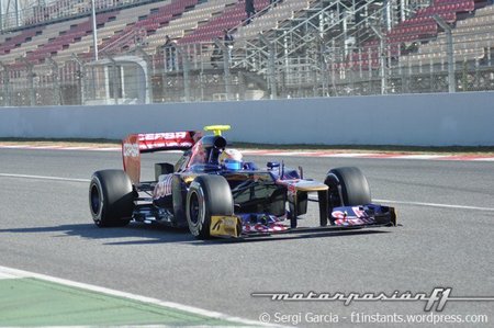 Jean-Eric Vergne sorprende en la segunda mañana de las últimas pruebas en Barcelona