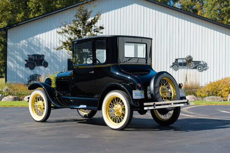 Ford Model T Coupé