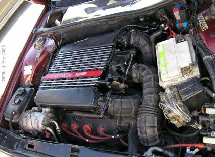 Motor del Lancia Thema Ferrari
