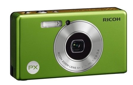 Ricoh PX, compacta todoterreno que no lo aparenta