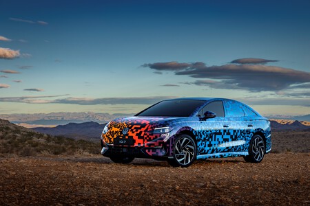 El Volkswagen ID.7 es el nuevo sedán para la era eléctrica de VW