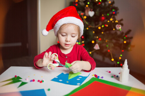 25 manualidades de Navidad fáciles y bonitas para hacer con los niños en casa 