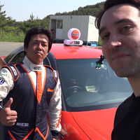 ¡La carrera de tu vida! Pilla un taxi para que te lleven haciendo drifting por el circuito de Ebisu, en Japón