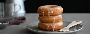 Cómo hacer donuts caseros: la receta fácil para desayunos y meriendas de fiesta
