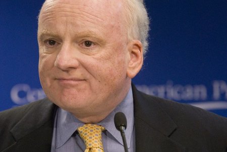 Richard Clarke: "Todas las empresas grandes de Estados Unidos han sido hackeadas por China"