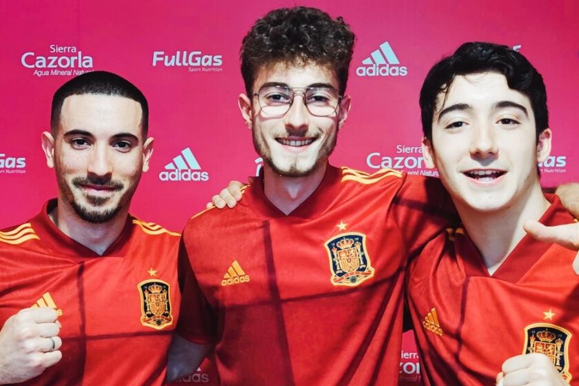 Revolución en la Selección Española de FIFA: sus entrenadores y la mayoría  de jugadores renuncian a seguir participando